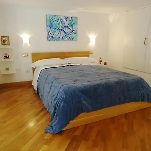 Mezzocannone House Appartamento
